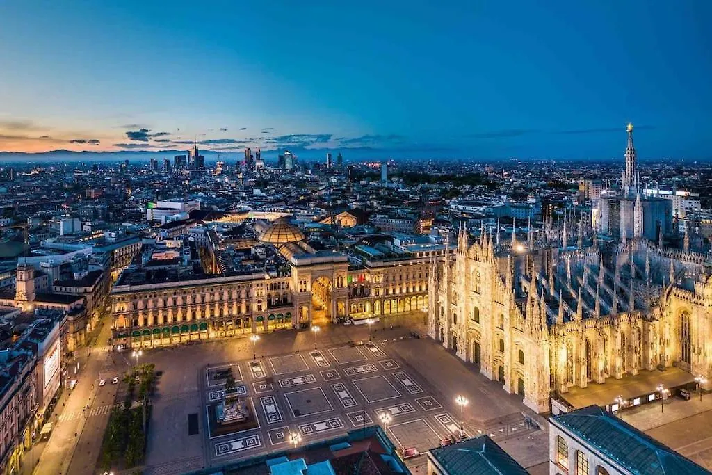 Apartament Porta Nuova Lusso 8 Minuti Dal Duomo Mediolan
