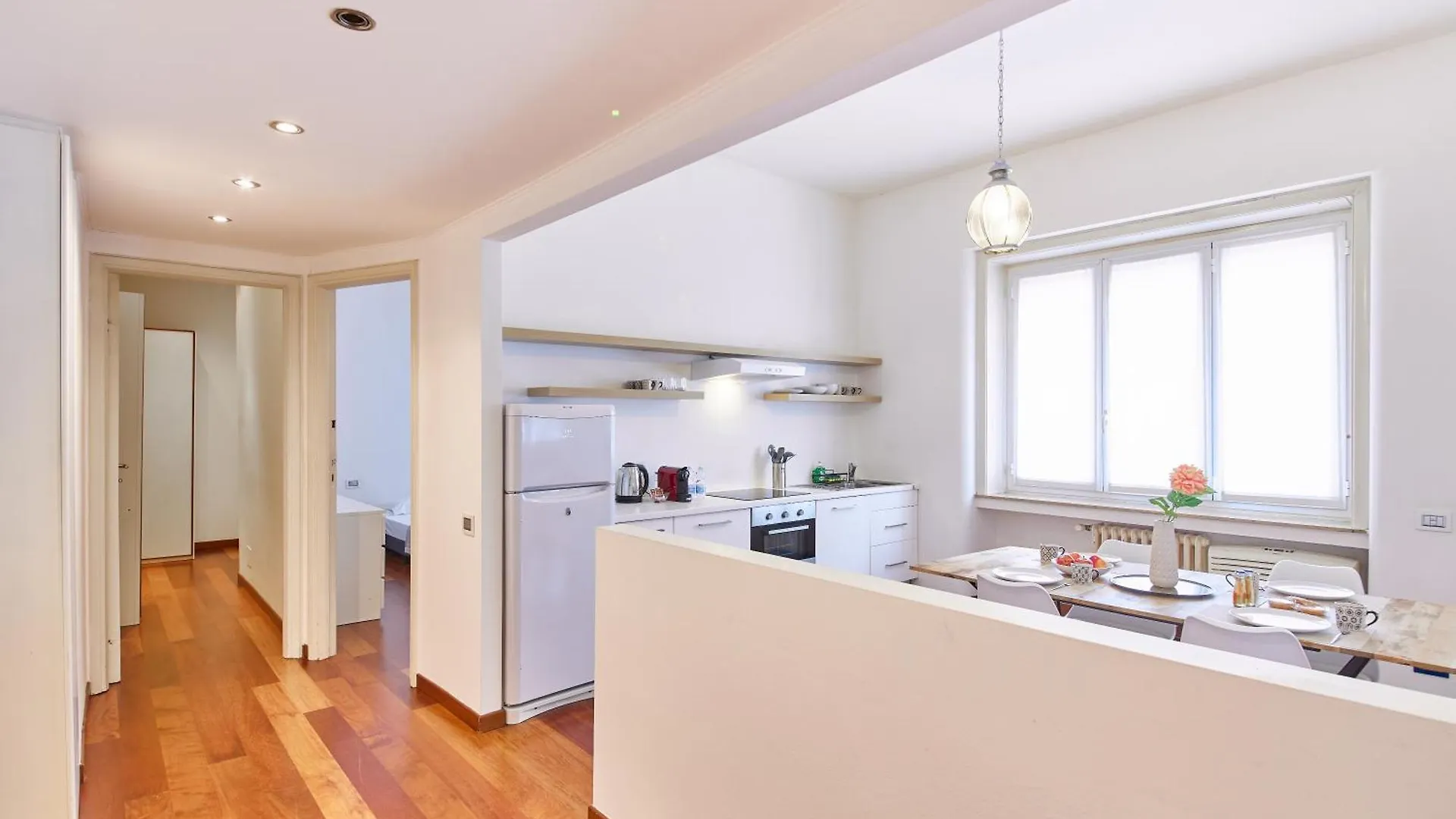 Apartament Porta Nuova Lusso 8 Minuti Dal Duomo Mediolan