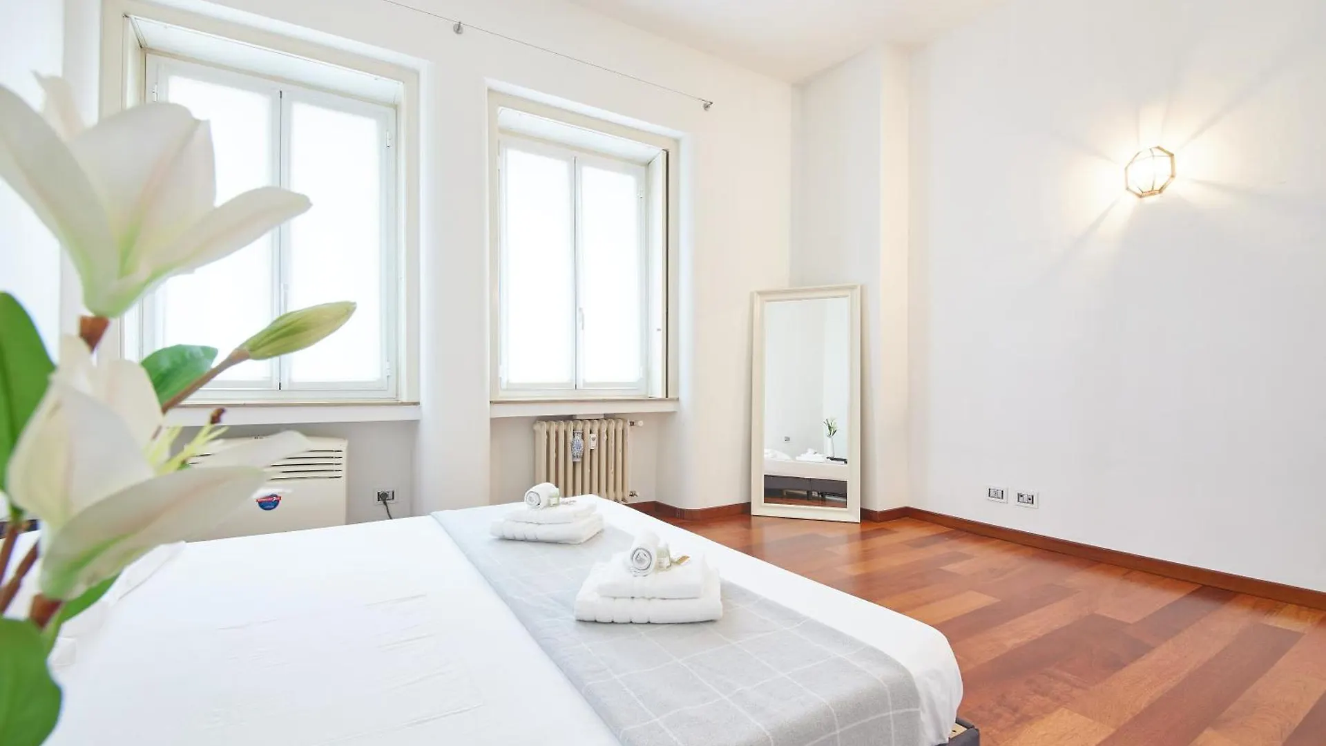 Apartament Porta Nuova Lusso 8 Minuti Dal Duomo Mediolan Włochy